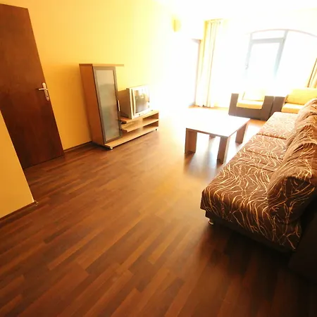 Menada Bonita Apartment *